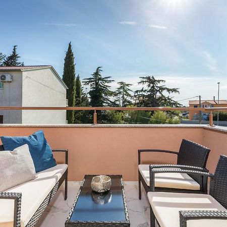 Apartman Knezevic A Fazana Exterior photo