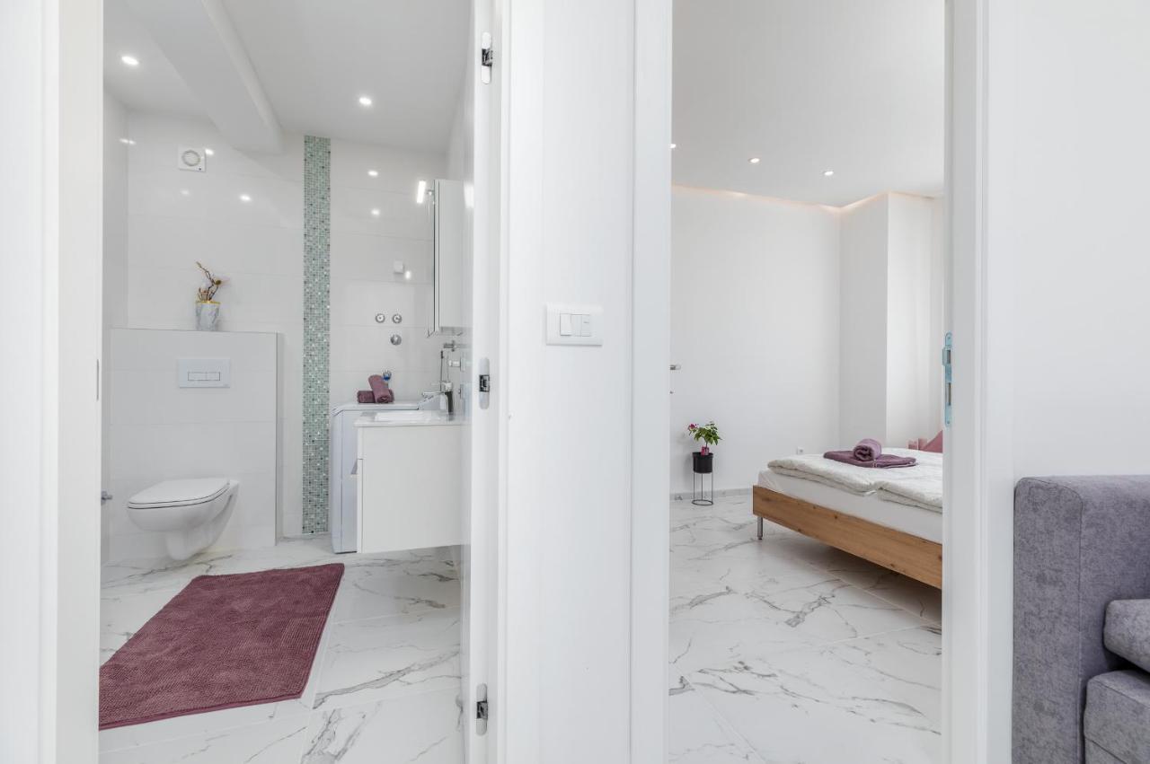 Apartman Knezevic A Fazana Exterior photo
