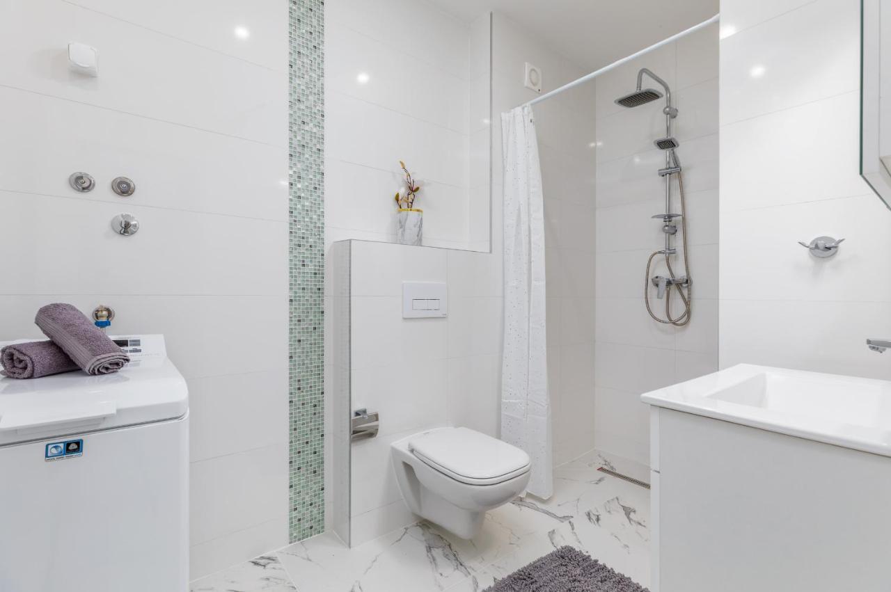 Apartman Knezevic A Fazana Exterior photo