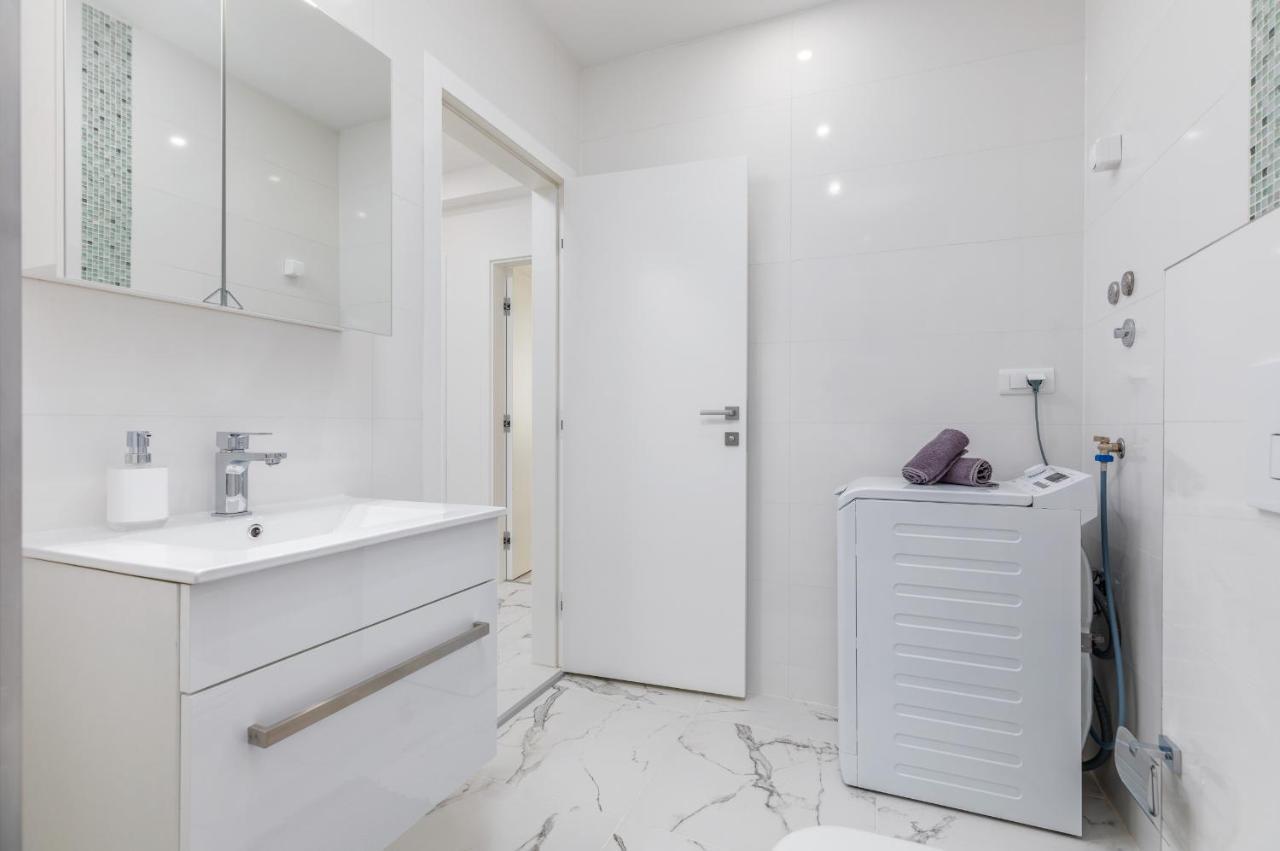 Apartman Knezevic A Fazana Exterior photo