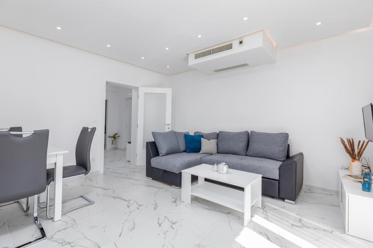 Apartman Knezevic A Fazana Exterior photo