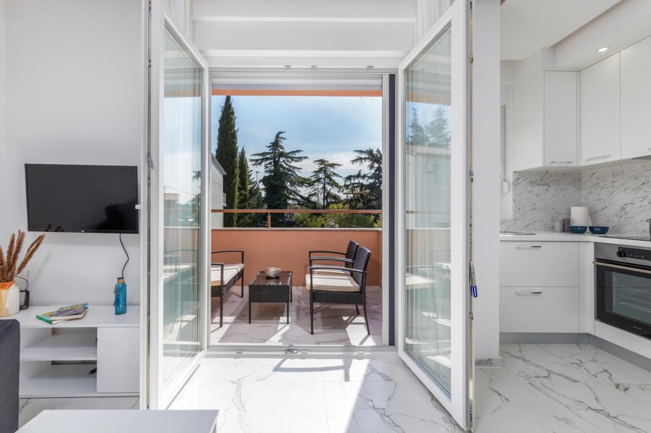 Apartman Knezevic A Fazana Exterior photo
