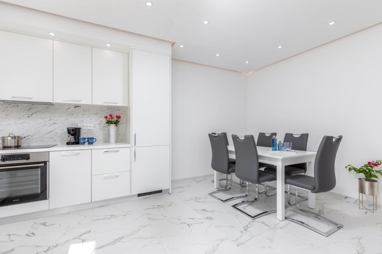 Apartman Knezevic A Fazana Exterior photo